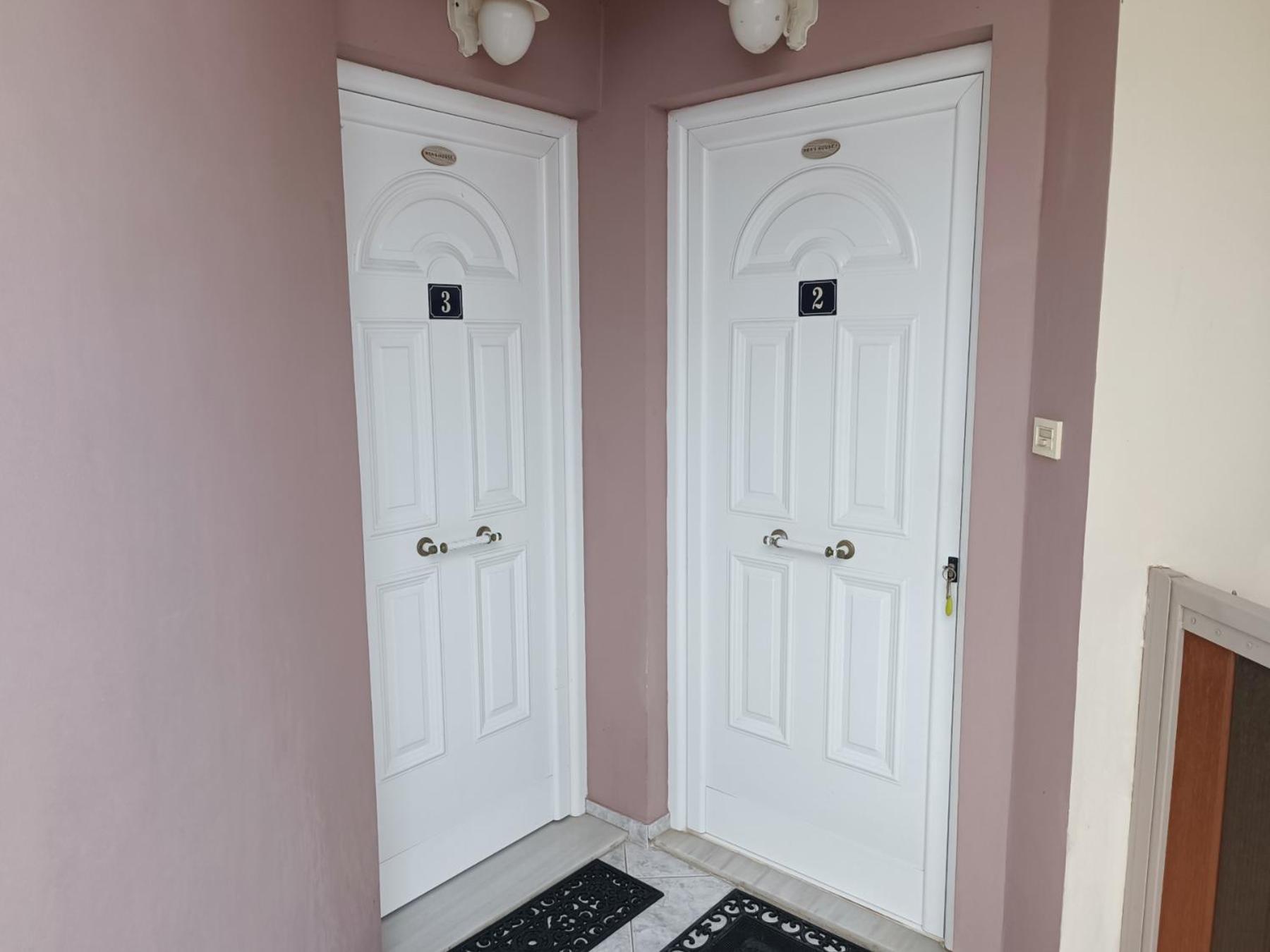 Rea'S House Vrahati المظهر الخارجي الصورة